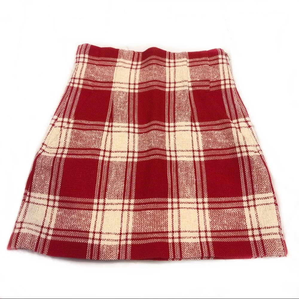 NWT Zara Red & White High Rise Textured Weave Plaid Mini Skirt - Picture 4 of 12